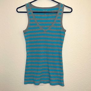Old Navy size M, gray & blue striped, V-neck tank. Excellent condition!